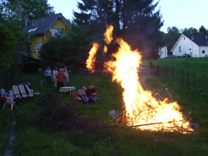 2008 Osterfeuer-02